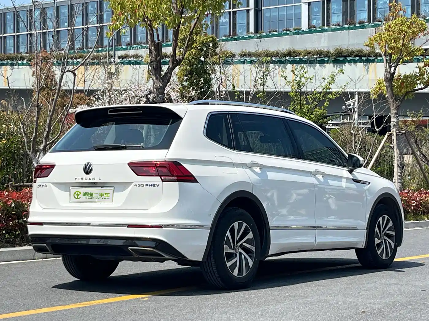 VOLKSWAGEN TIGUAN L NEW ENERGY