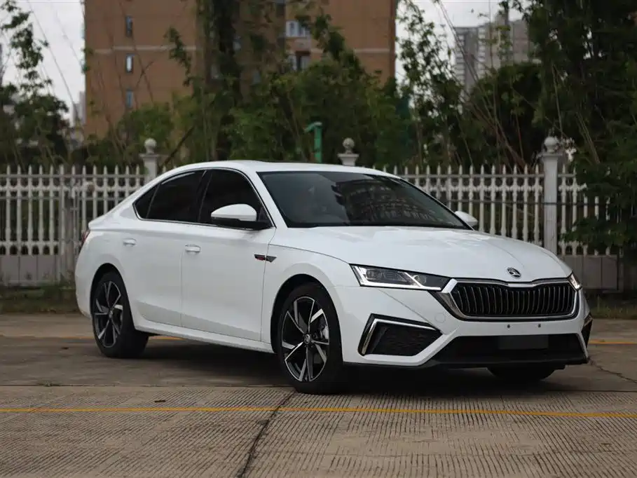 Photo 3 - Škoda Octavia