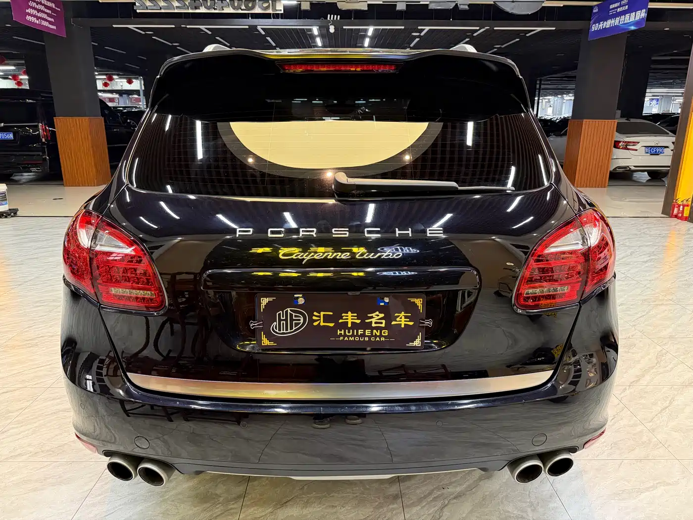 Porsche Cayenne 2011 Cayenne Turbo 4.8T фото 5