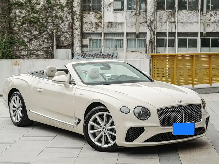 Фото 1 - Bentley Continental