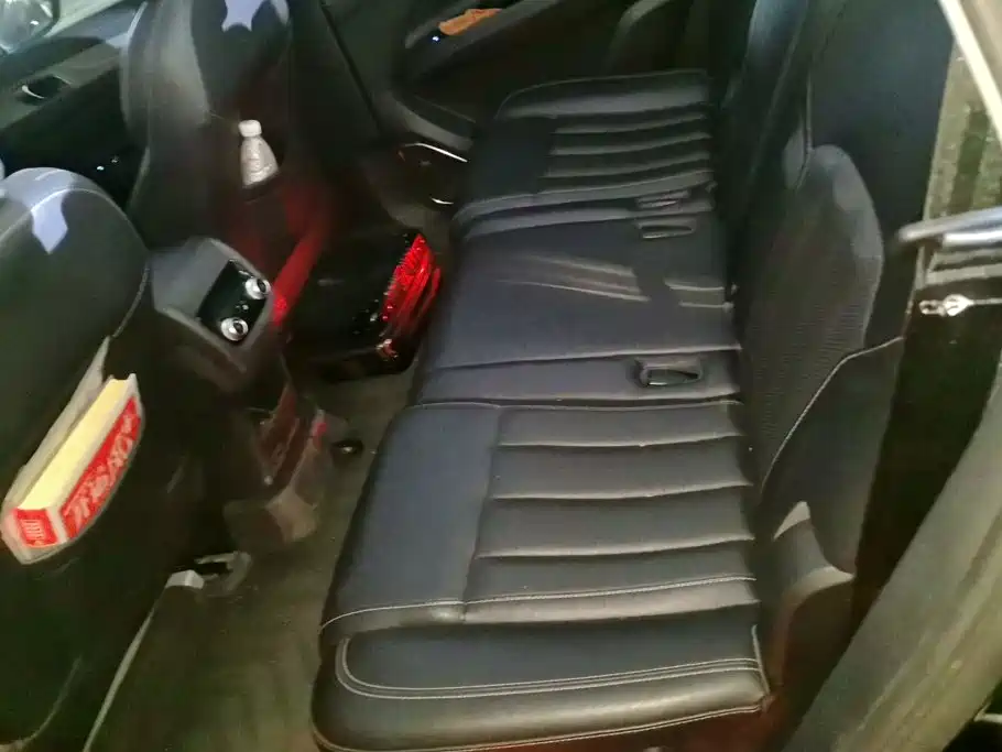 Photo 11 - Ford Territory