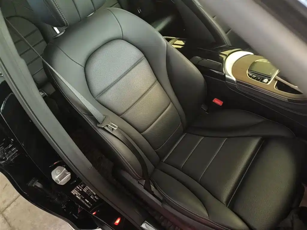 Mercedes-Benz GLC 2020 Facelift GLC 300 L 4MATIC Luxury фото 25