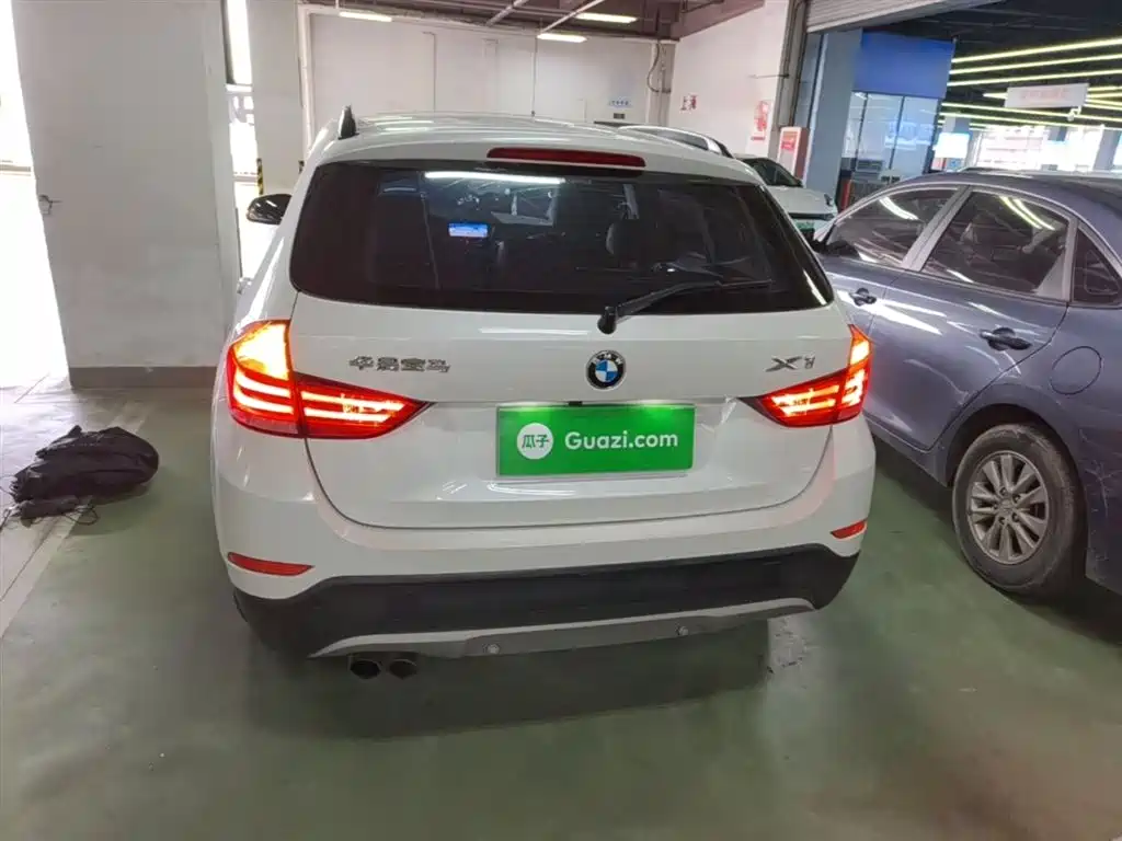 BMW X1 2015 Model sDrive18i Fashion Advanced Edition фото 6