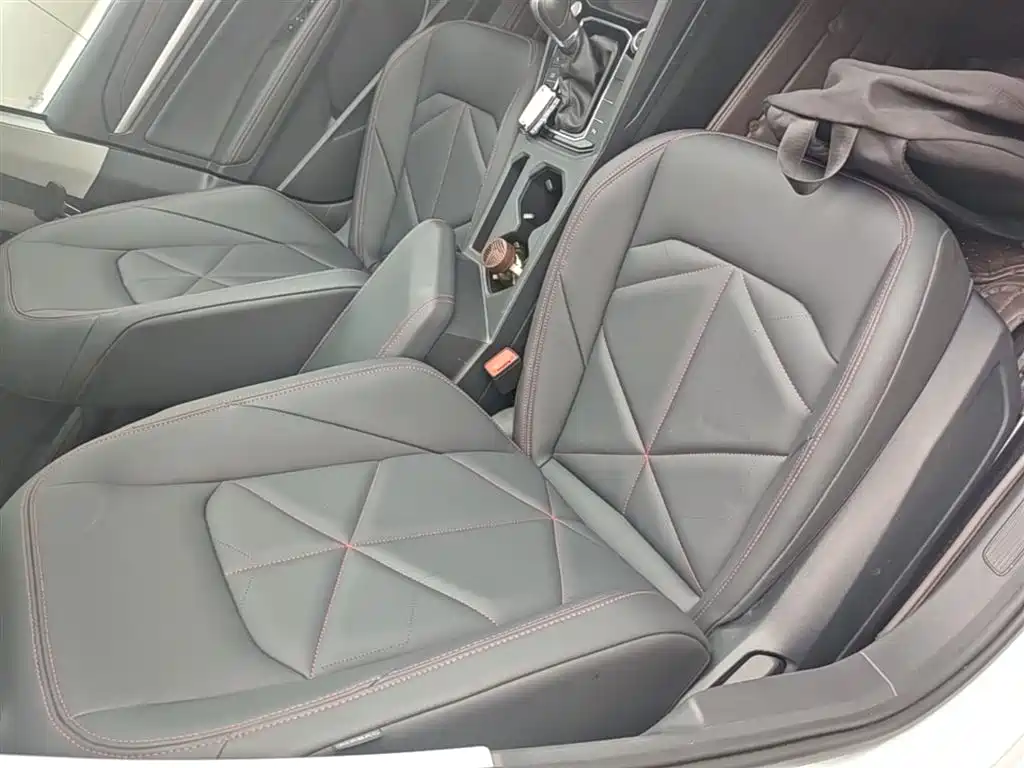 Volkswagen Lavida 2024 Model 300TSI DSG Starlight Leading Edition фото 25