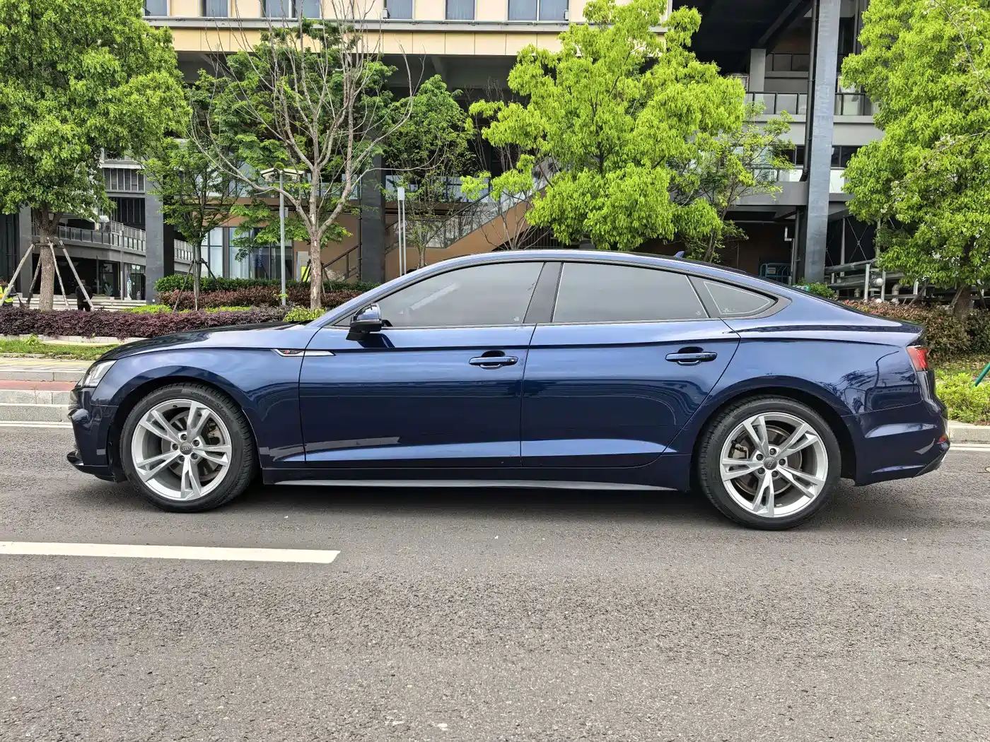 Audi A5 (Import) 2019 Sportback 40 TFSI Fashion фото 10