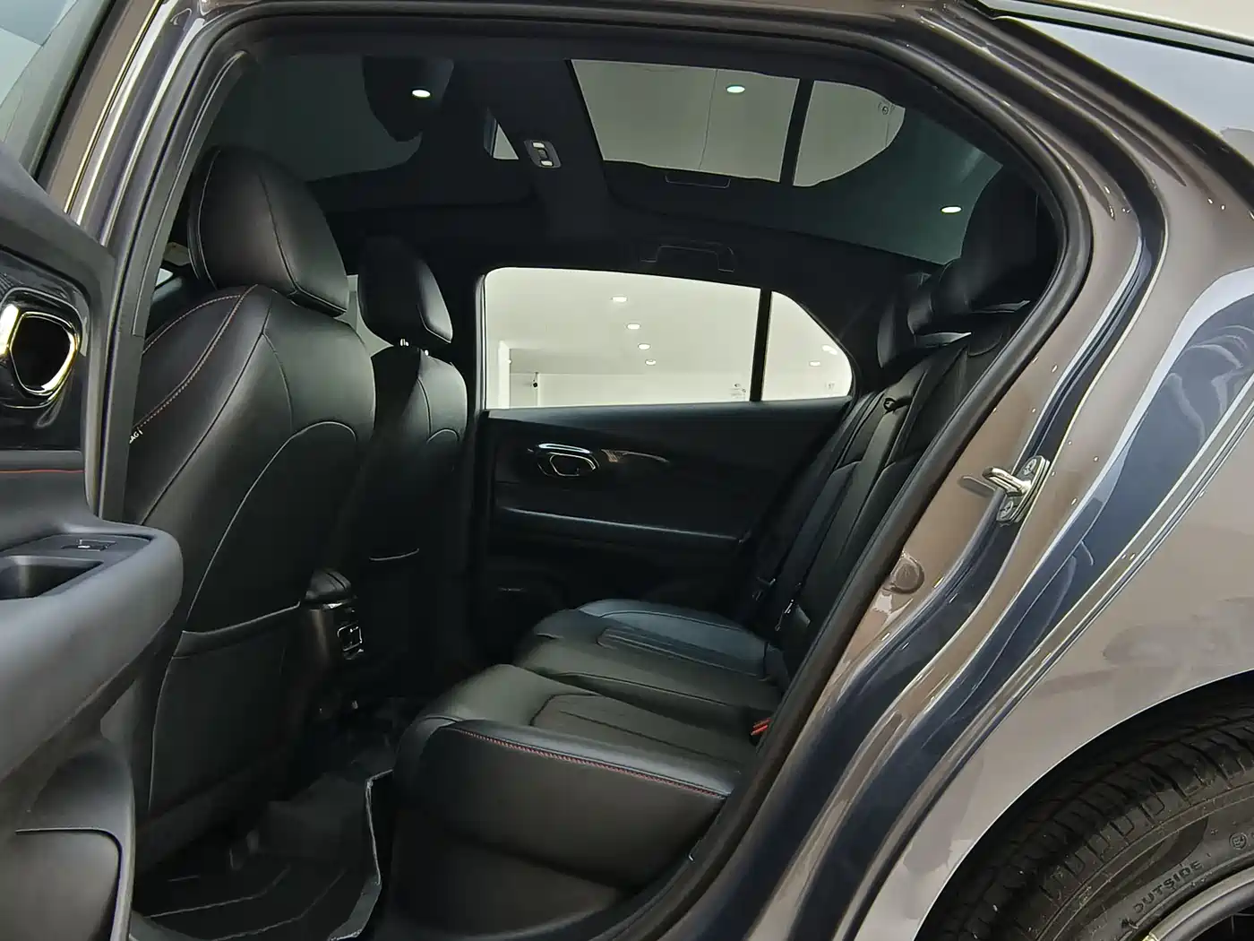 GAC Trumpchi Trumpchi Emkoo 2021 270T DCT J16 Edition фото 10