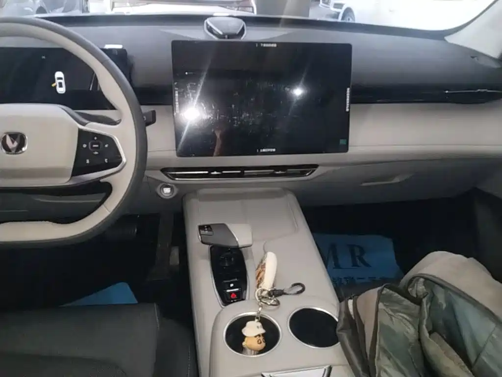 Changan UNI-Z 2025 2025 1.5T Luxury Edition