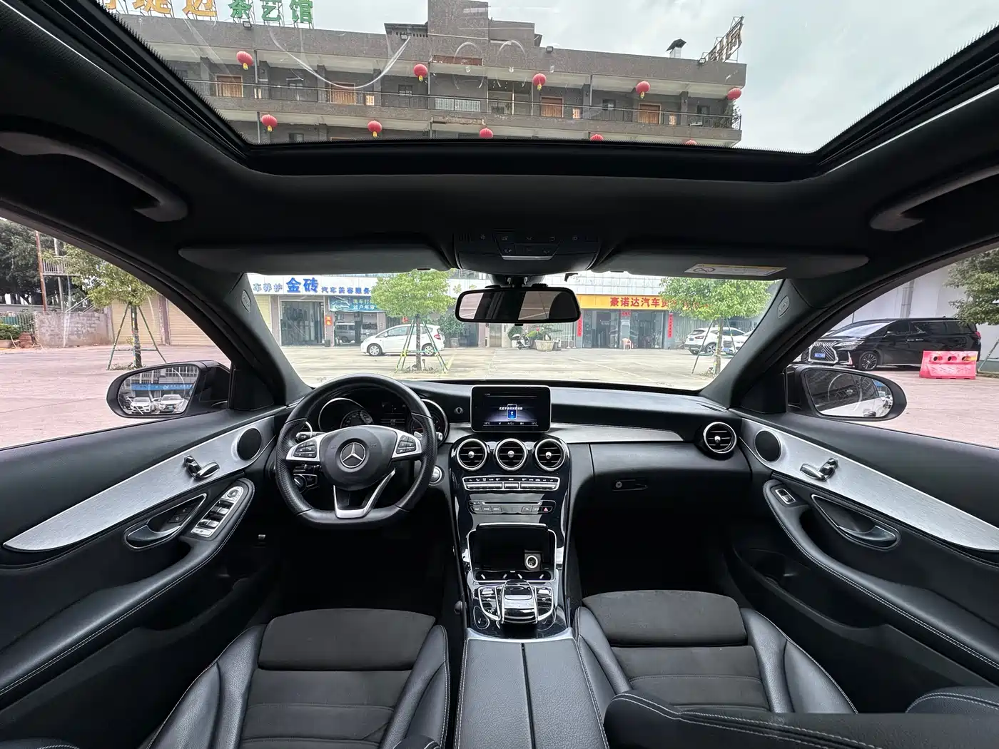 Mercedes-Benz C-Class 2018 C 200 Sport Edition фото 25