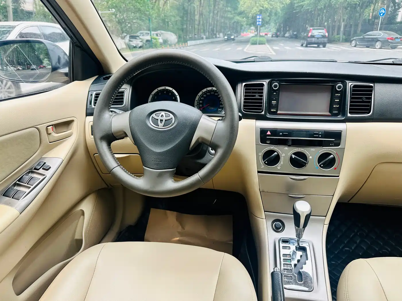 Toyota Corolla 2013 1.6L Automatic Excellence Edition фото 18