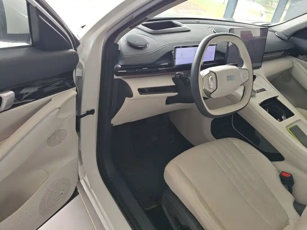 Geely Galaxy Galaxy E5 2024 2024 530km Explore+ Edition