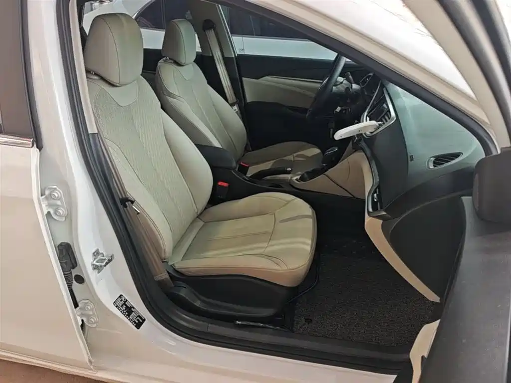 Buick Excelle 2017 15N Automatic Elite фото 25
