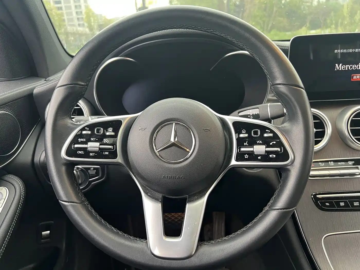 Photo 18 - Mercedes-Benz GLC Coupe