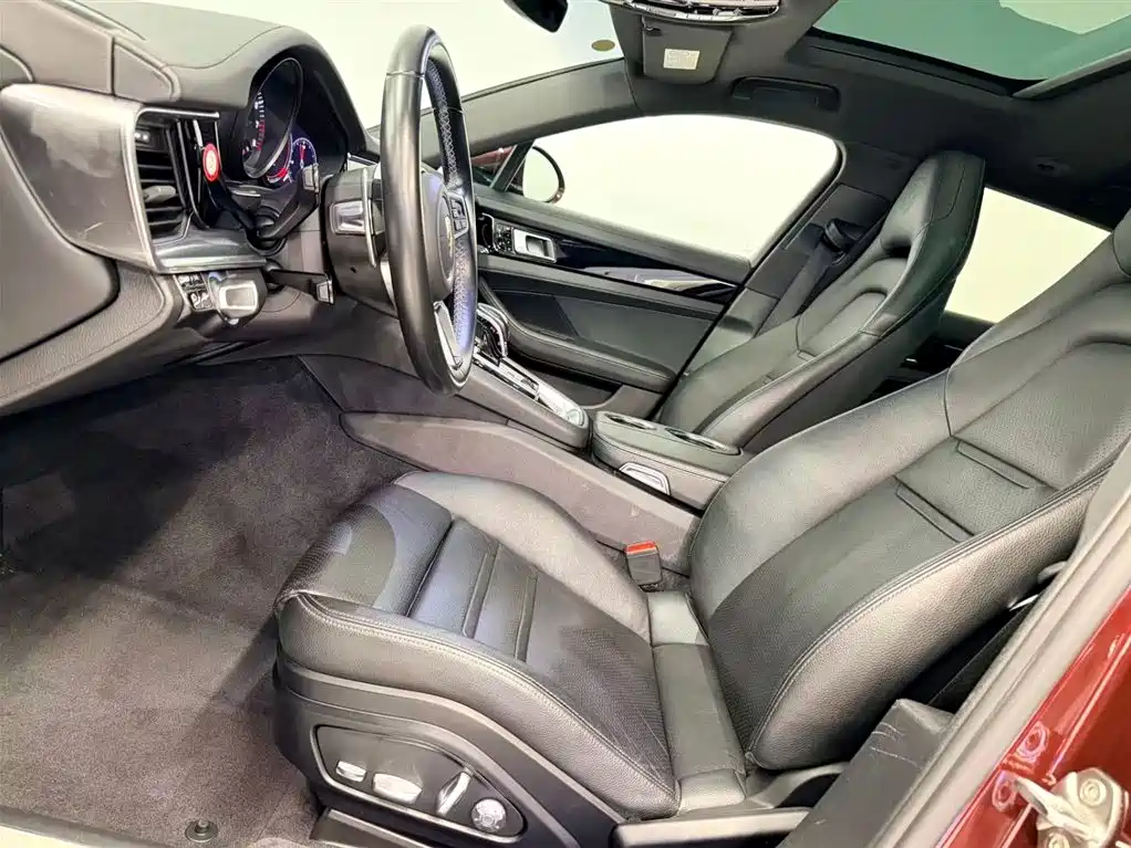 Porsche Panamera 2017 Panamera 4 Sport Turismo 3.0T фото 13