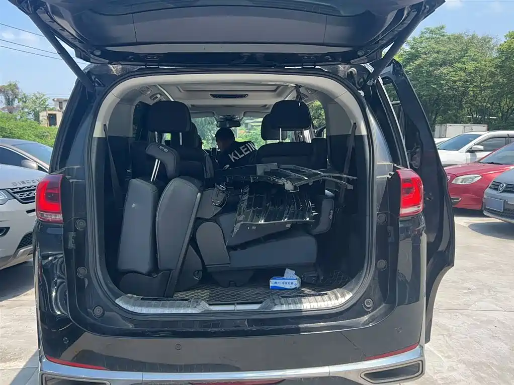 GAC Trumpchi Trumpchi M8 2021 Leading Show Series 390T Prestige Edition фото 15