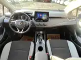 Photo 9 - Toyota Corolla