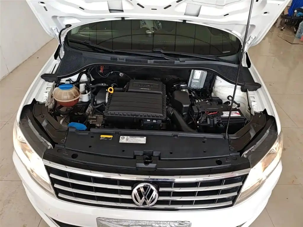 Volkswagen Jetta 2017 1.5L Automatic Comfort фото 16
