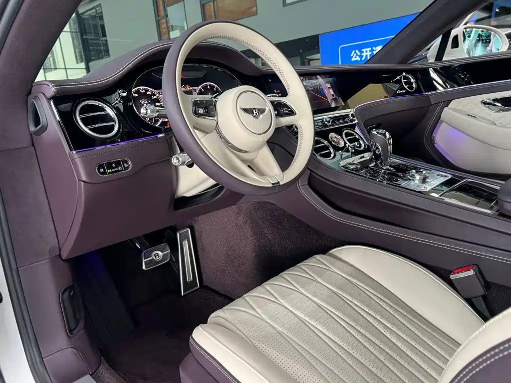 2025 Bentley Continental