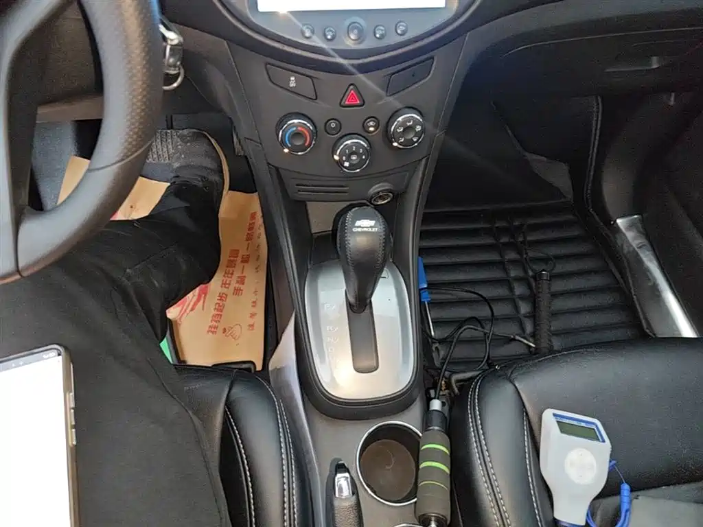 Chevrolet Trax 2016 1.4T Automatic 2WD Comfort Sunroof Edition фото 14