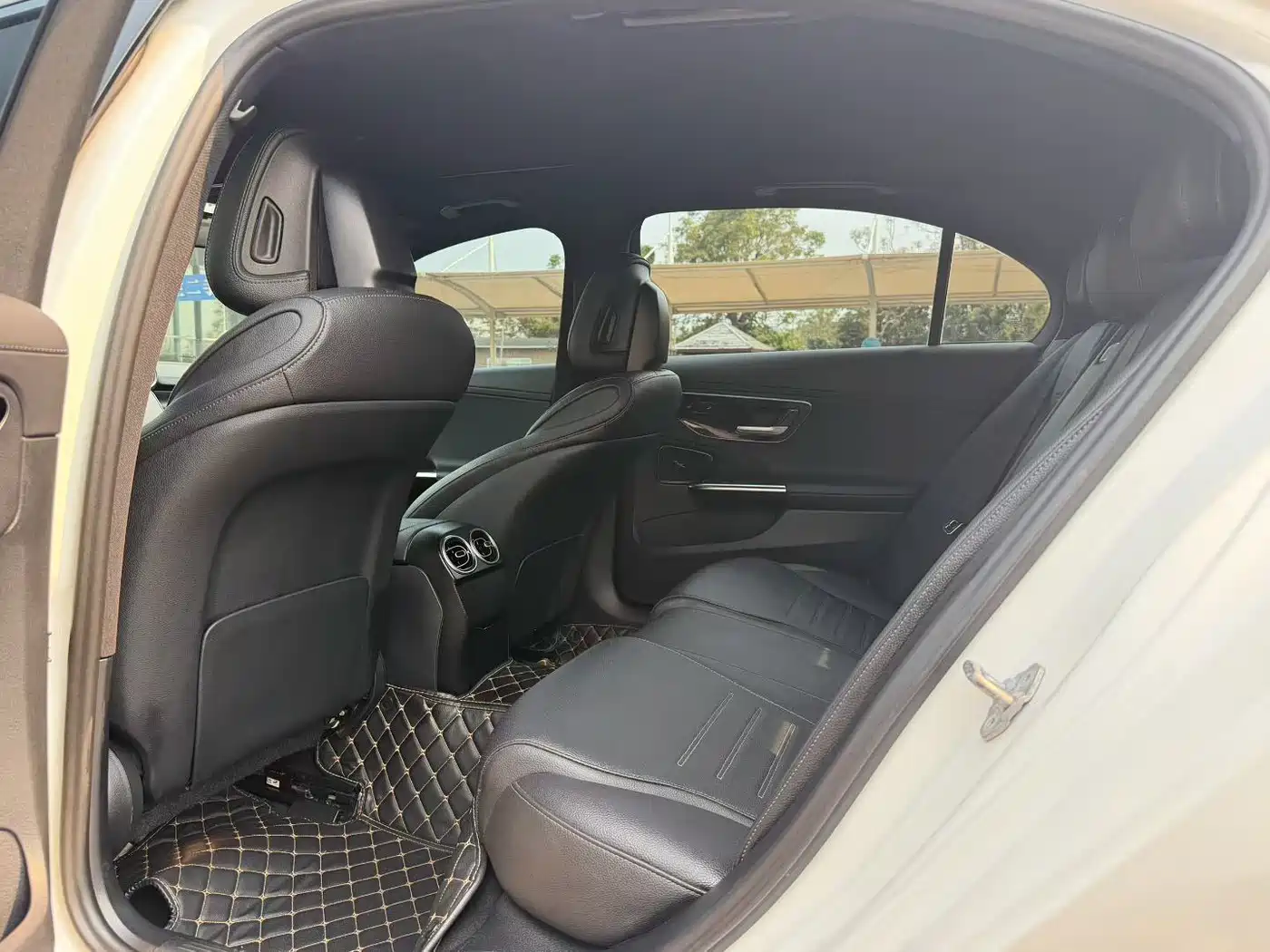 Mercedes-Benz C-Class 2022 C 200 L Sport Version фото 6
