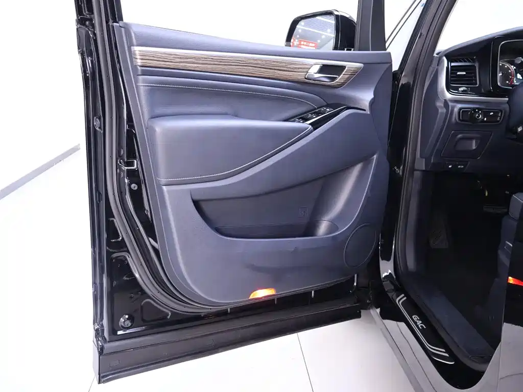 GAC TRUMPCHI TRUMPCHI M8