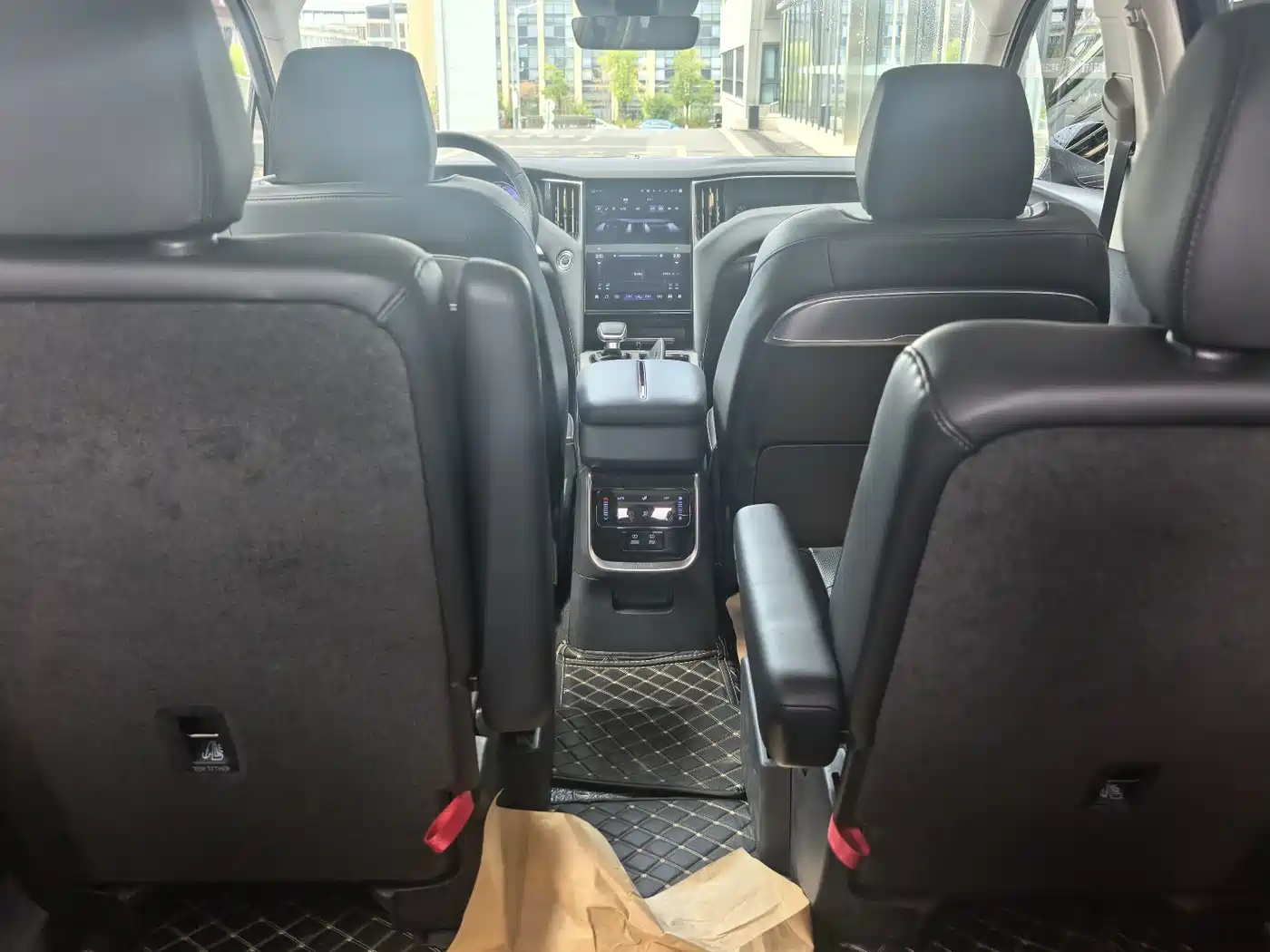 Hongqi HS7 PHEV 2024 2024 2.0T PHEV 4WD Flagship Edition 6-seater