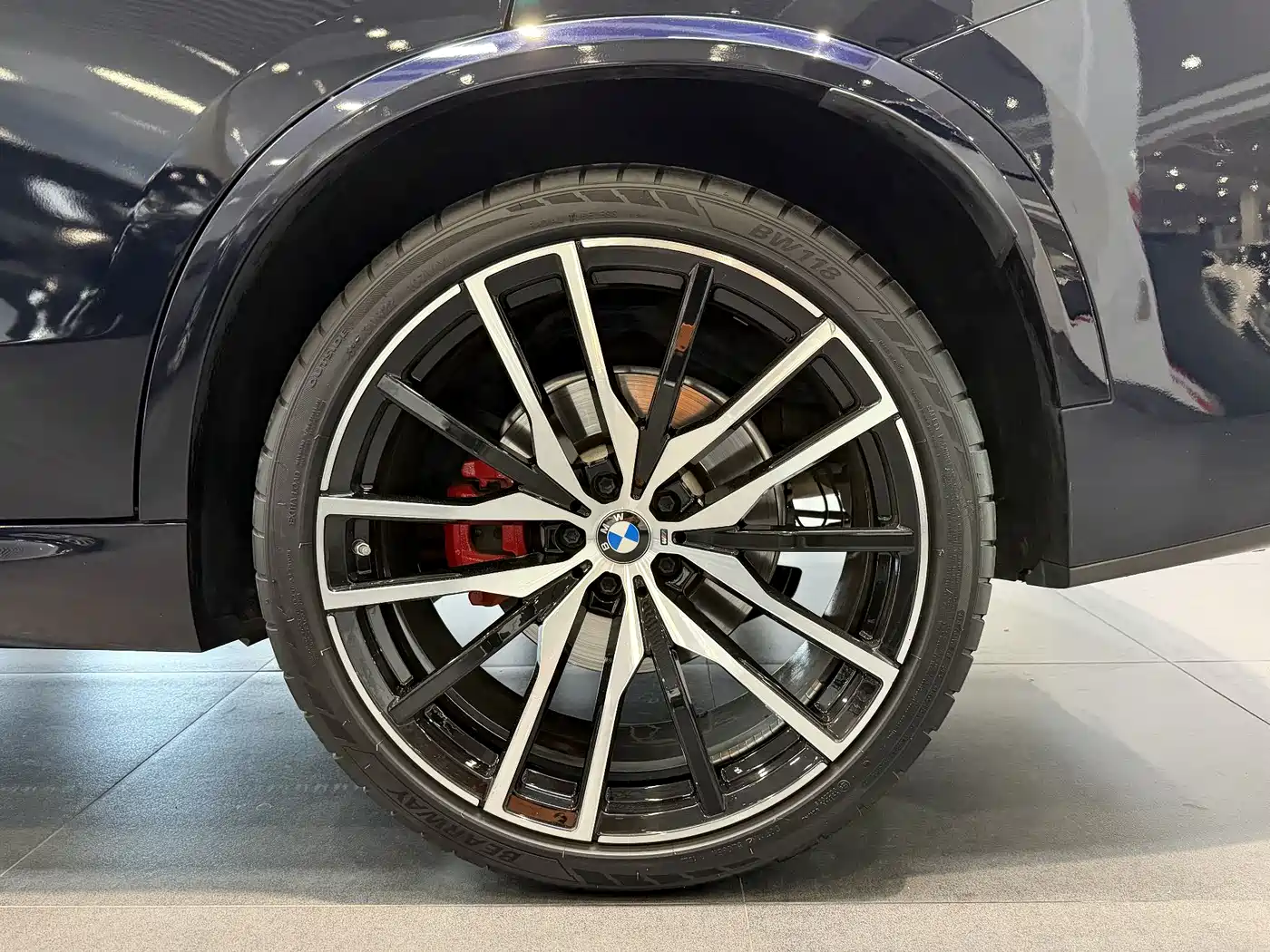 BMW X5 (Import) 2019 xDrive40i M Sport Package фото 29
