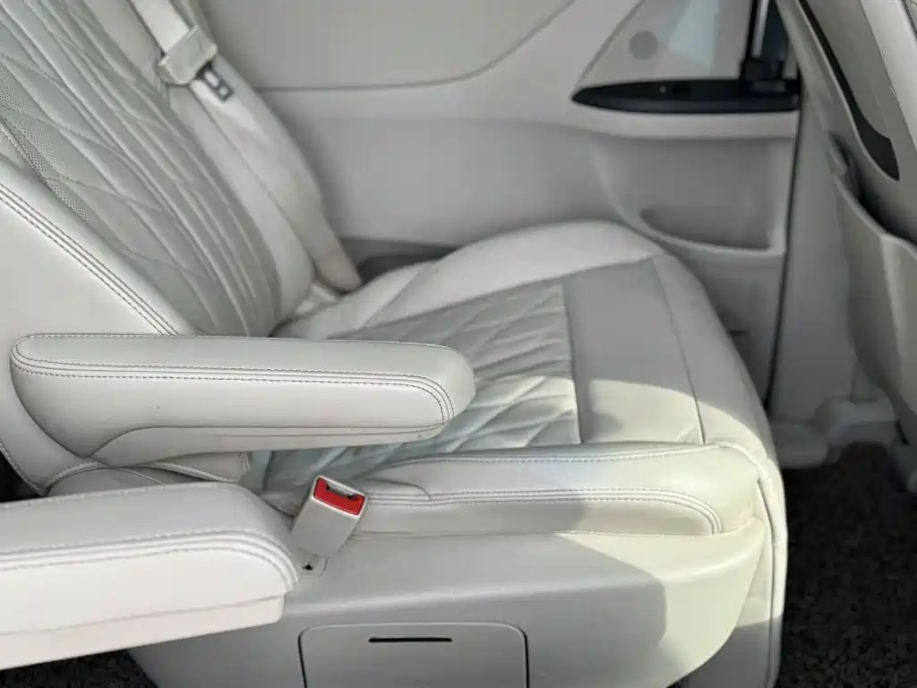 Фото 7 - Buick GL8