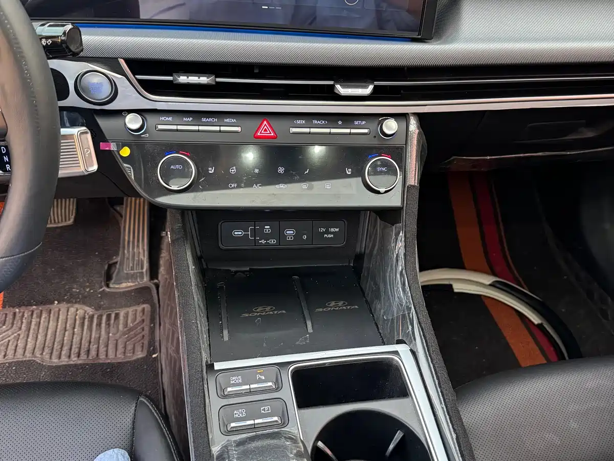 Hyundai Sonata 2024 1.5T Max фото 11