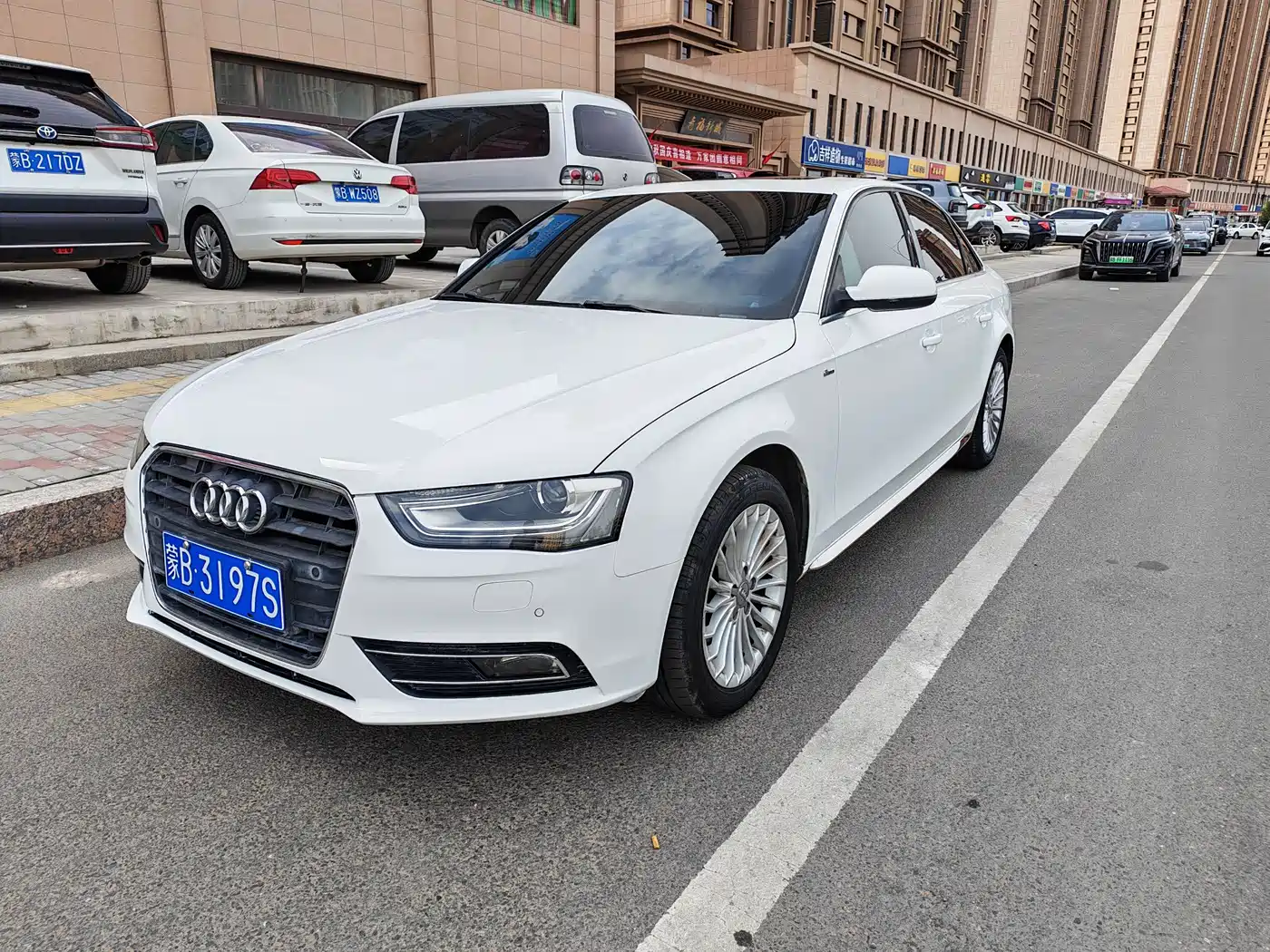 Audi A4L 2015 35 TFSI Auto Standard