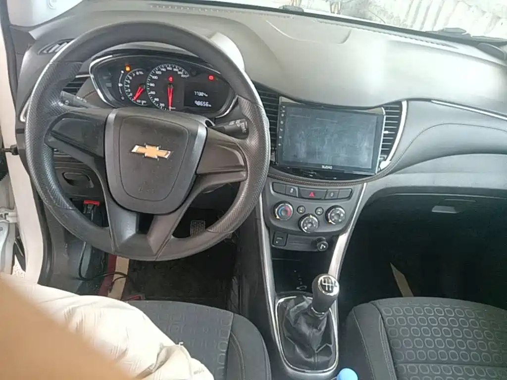 Фото 10 - Chevrolet Trax