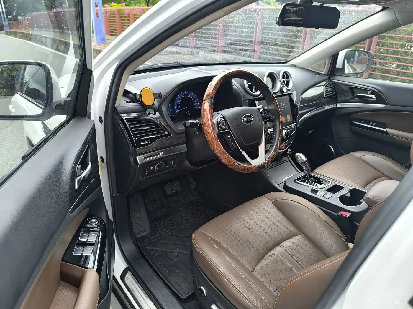 BYD S7 2018 2017 2.0T Auto Luxury