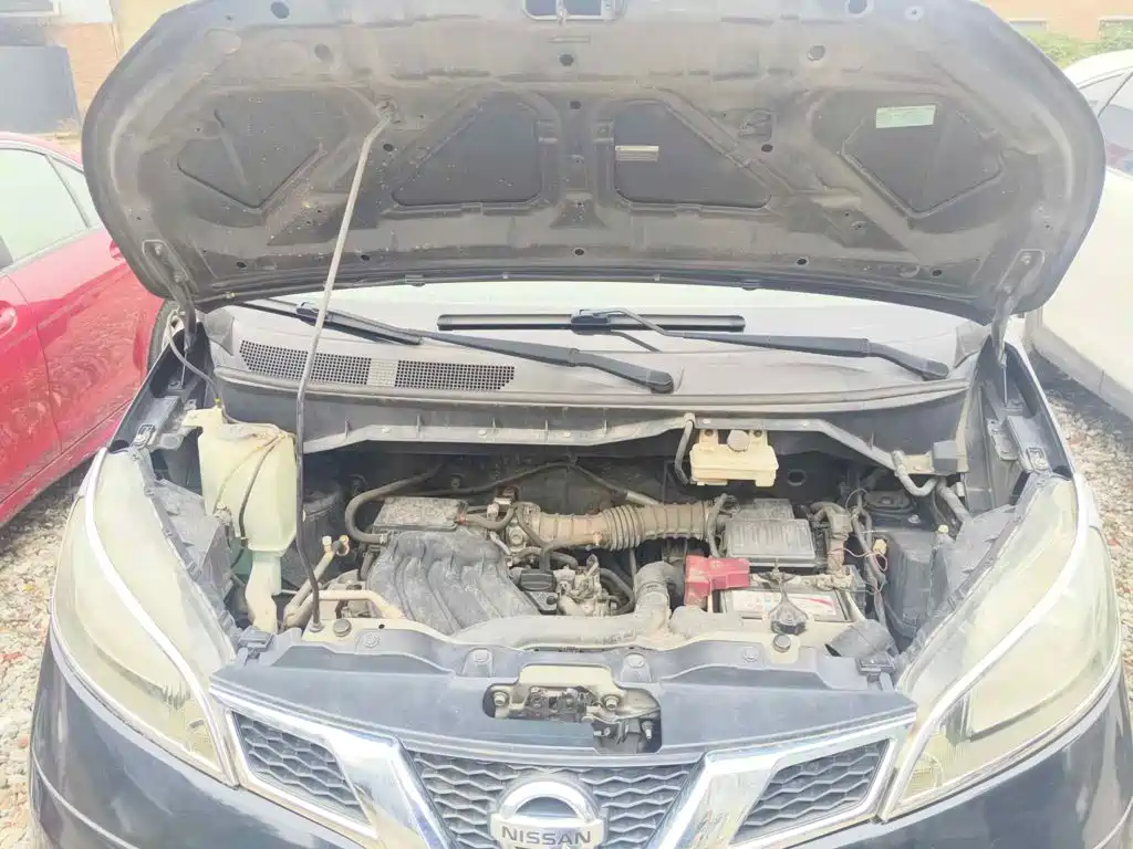 Nissan NV200 2015 2014 1.6L CVT Luxury (China IV)