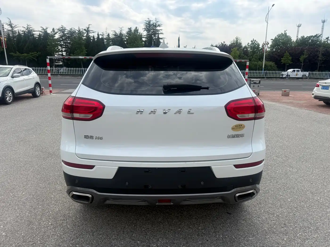 Photo 5 - Haval H6