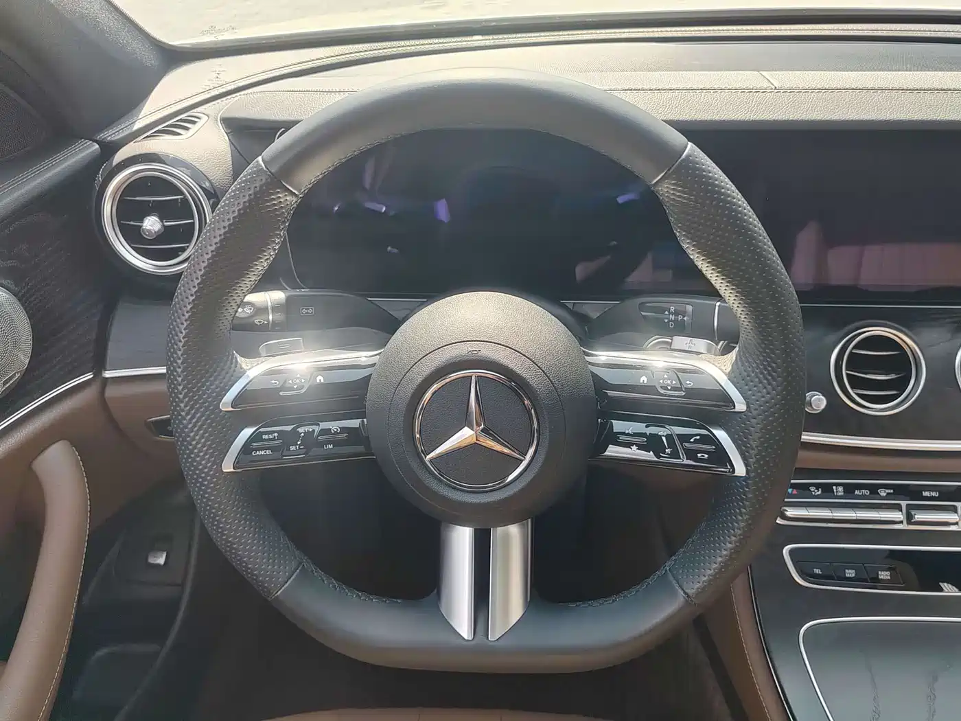 Mercedes-Benz E-Class (Import) 2023 E 260 Fashion Sport Edition фото 7
