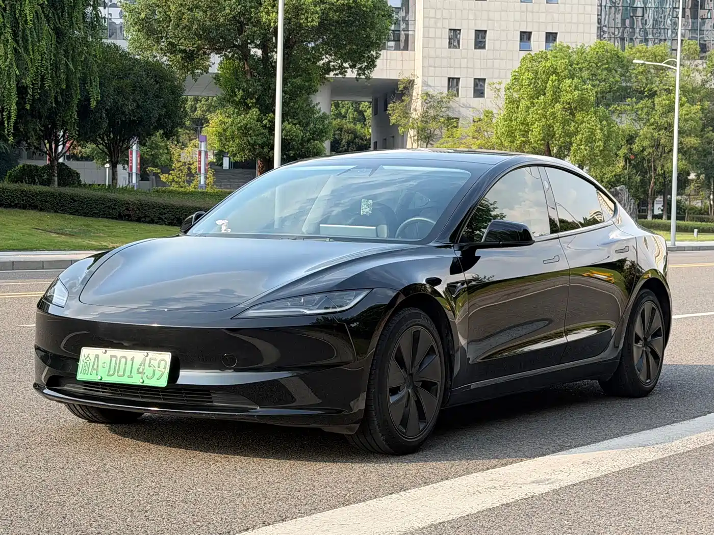 Tesla Model 3 2023