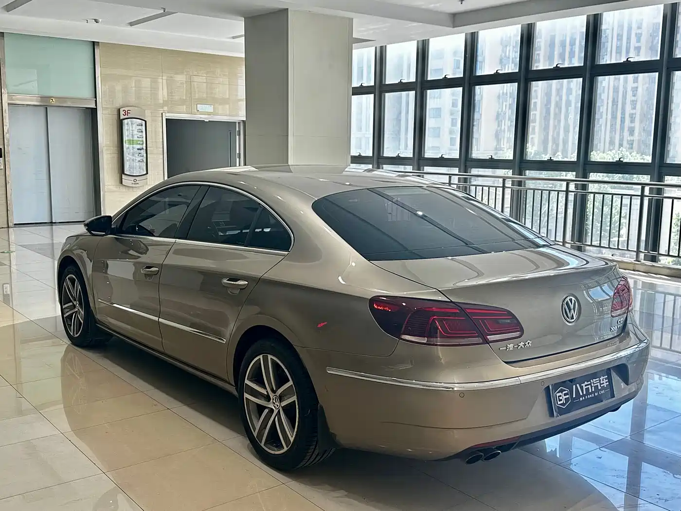 Volkswagen FAW-Volkswagen CC 2016 Model 1.8TSI Premium фото 6