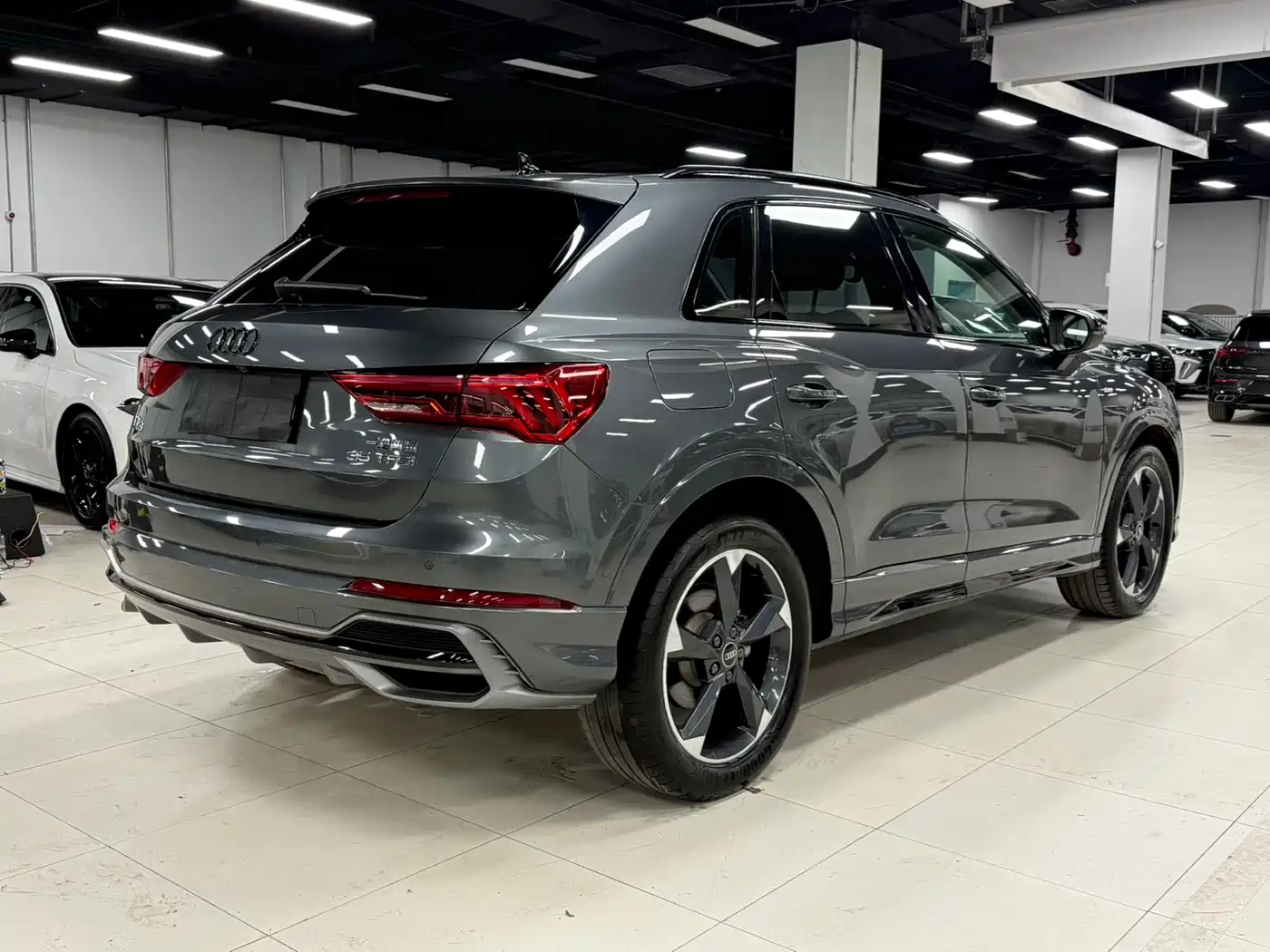 Audi Q3 2022 35 TFSI Fashion Dynamic фото 4