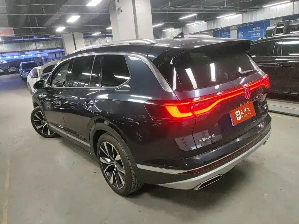 Фото 7 - Volkswagen Talagon