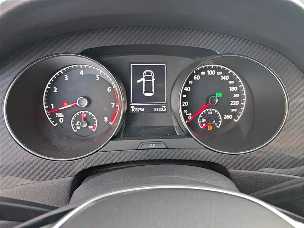 Volkswagen Golf Sportsvan 2018 230TSI Automatic Luxury фото 18