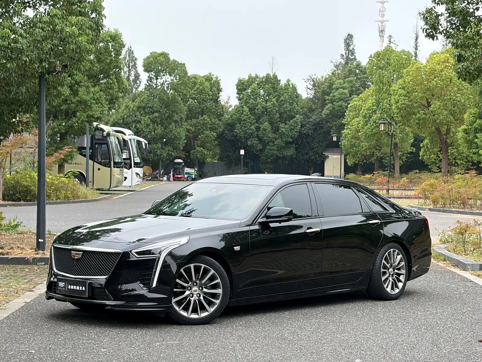 Фото 1 - Cadillac CT6