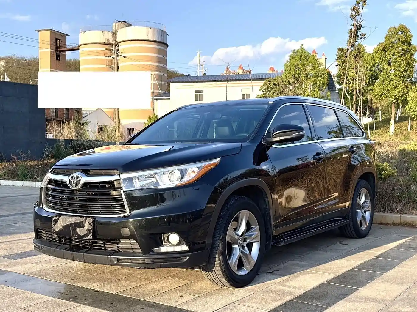 TOYOTA HIGHLANDER