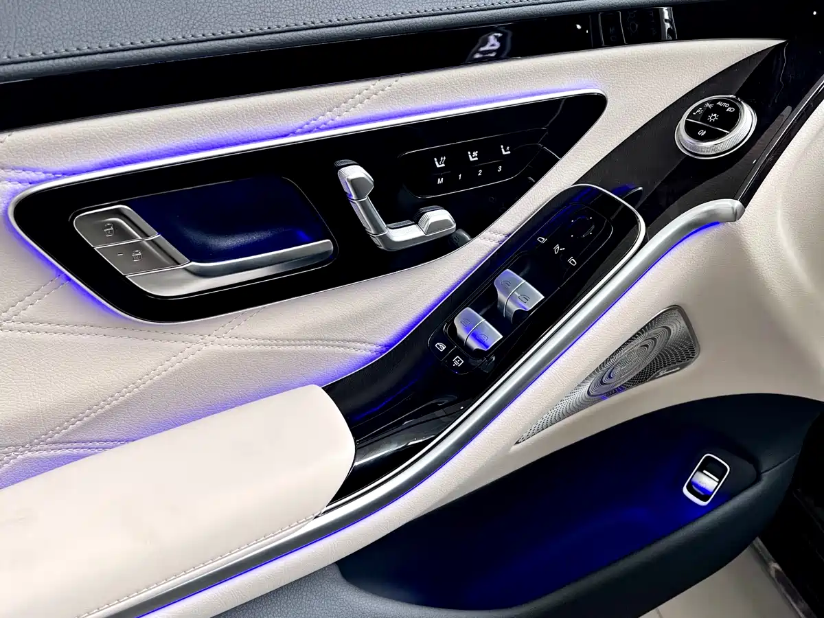 Mercedes-Benz Maybach S-Class 2025 Model S 480 4MATIC фото 7