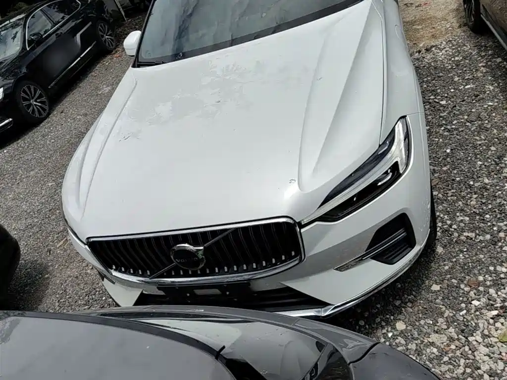 VOLVO XC60 PLUG-IN HYBRID