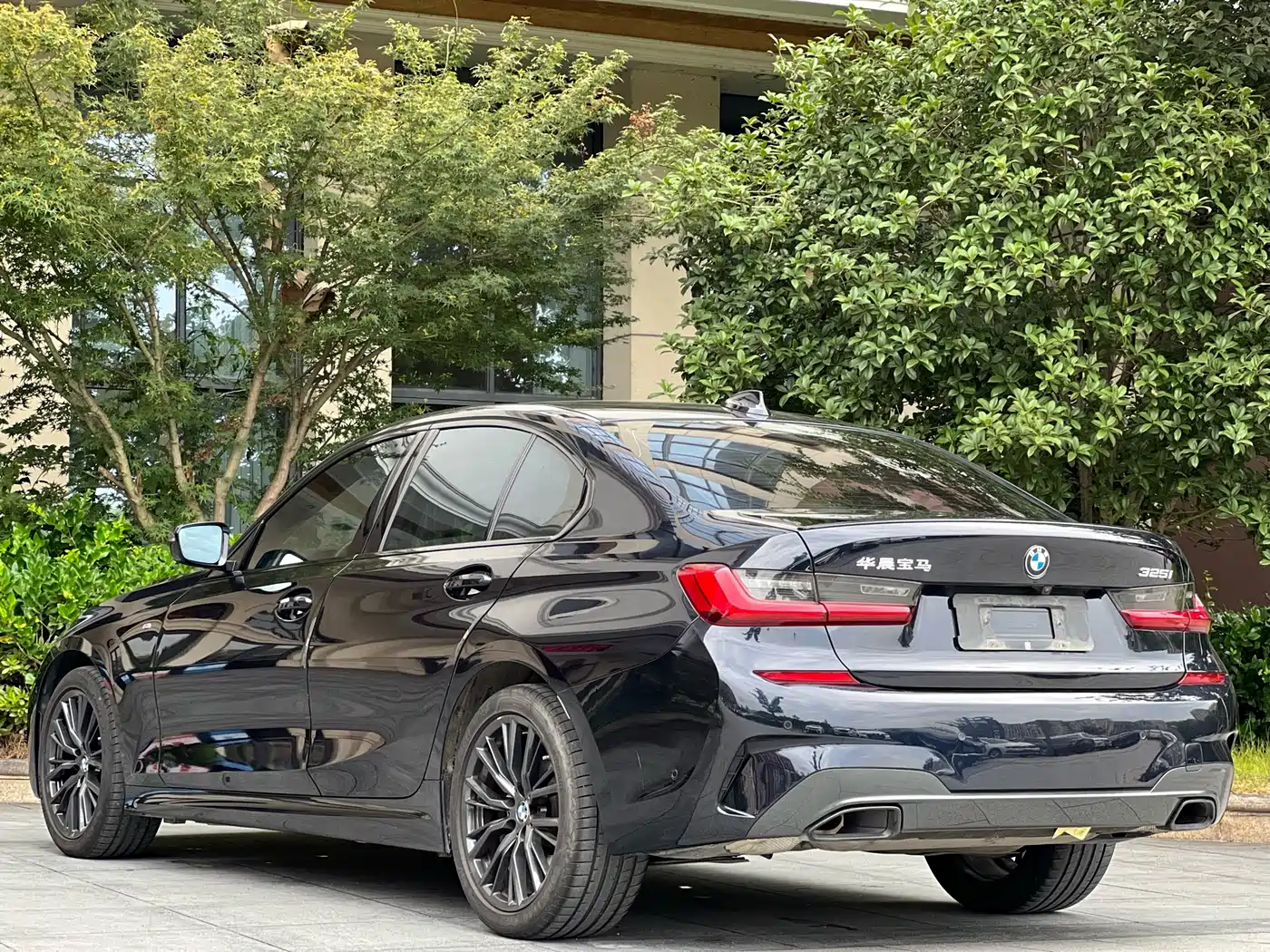 BMW 3 Series 2021 Second Facelift 325i M Sport Night Package фото 11