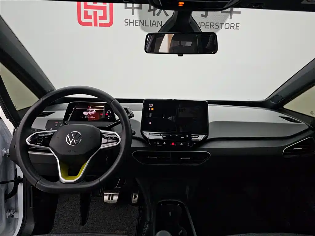 Volkswagen ID.3 2023 Upgraded Pure Intelligence Edition фото 15