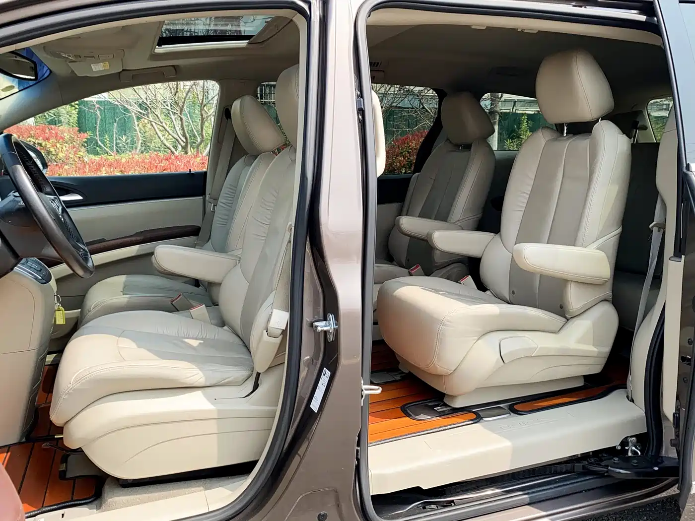 Buick GL8 2017 25S Luxury China V фото 18