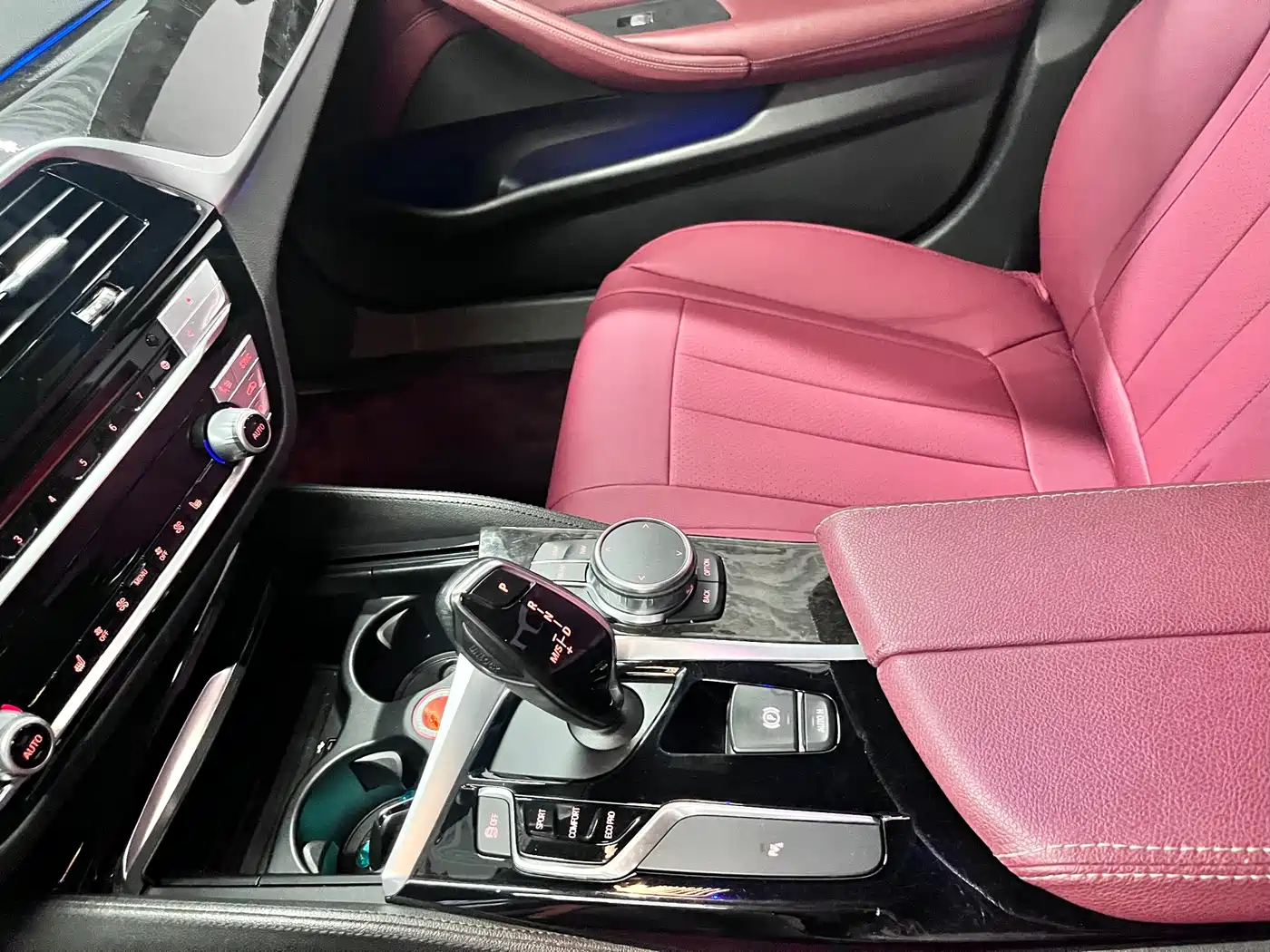 BMW 5 Series 2018 Facelift 530Li Leading M Sport Package фото 10