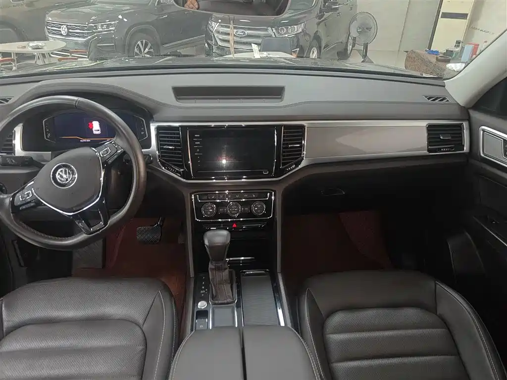 Volkswagen Teramont 2020 Facelift 330TSI 2WD Luxury фото 15