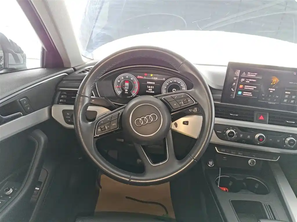 Audi A4L 2022 40 TFSI Fashion Dynamic фото 11