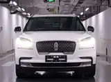 Photo 3 - Lincoln Aviator